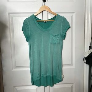 Teal distressed tee Cable and Gauge brand size M